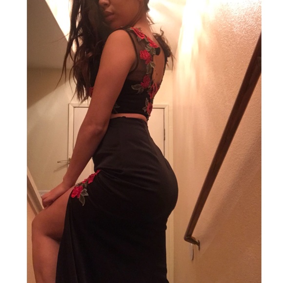 Rose two piece prom dress - Picture 4 of 7